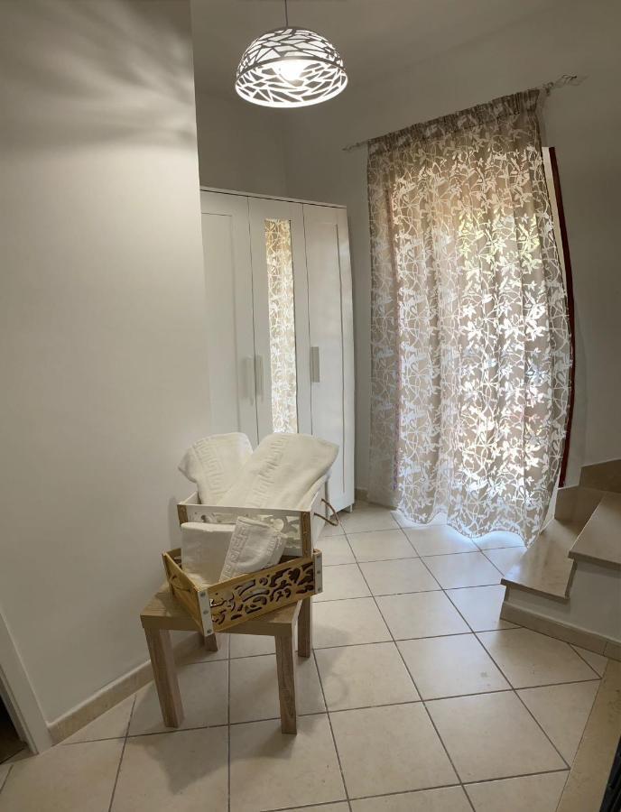 Ferienwohnung Nyx Dea Della Notte Bari Exterior foto
