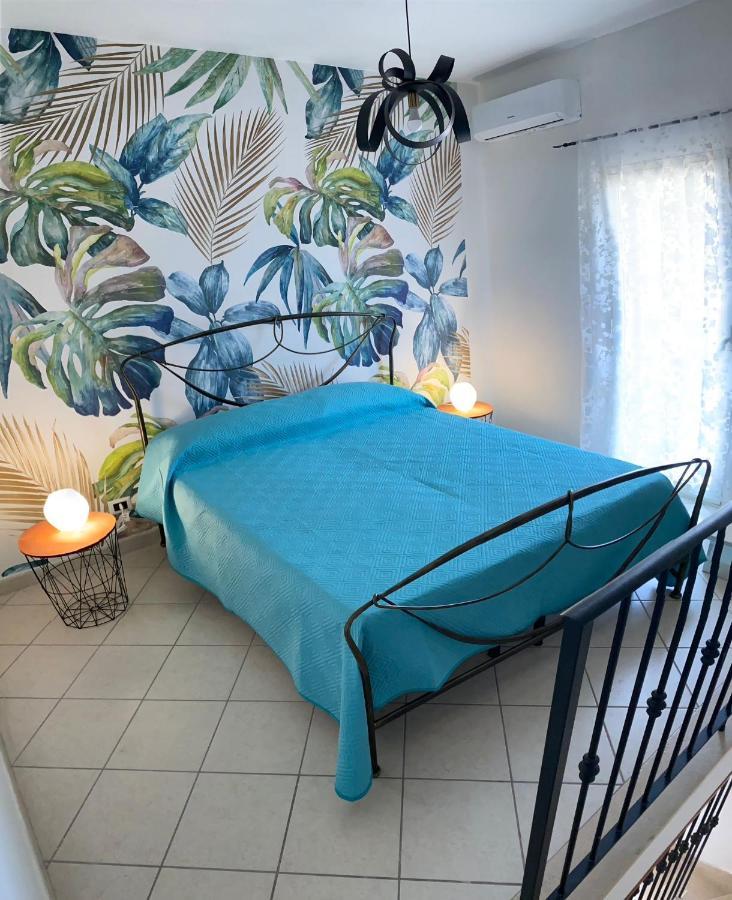 Ferienwohnung Nyx Dea Della Notte Bari Exterior foto